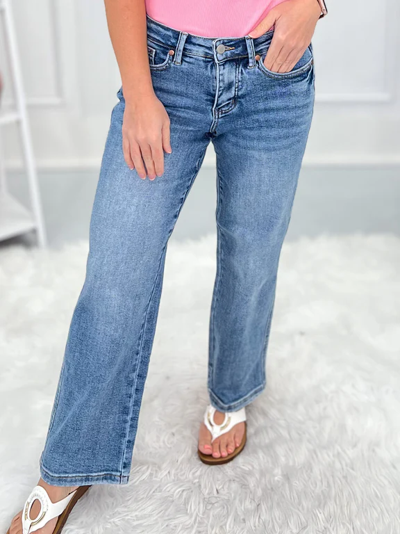 My Main Focus - PETITE Tummy Control Vintage Straight Leg jean